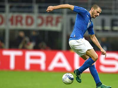 Bonucci bị Juve phạt, Conte chờ thừa nước đục thả câu