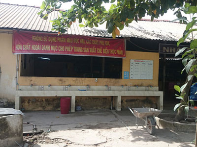 Một người chết trong tư thế treo cổ tại nhà giữ xe trường tiểu học