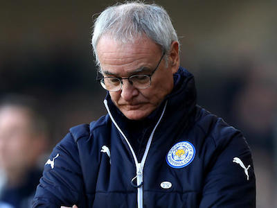 Thế giới bóng đá bất bình khi Ranieri bị sa thải