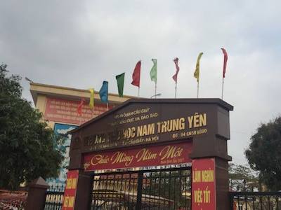 Vụ học sinh gãy chân: Cựu hiệu trưởng còn được đứng trên bục giảng?
