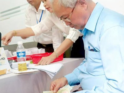 Lo bị giảm lương hưu: Đồng loạt xin nghỉ hưu trước 2018