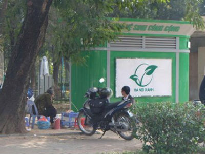 Vì sao việc "phủ sóng" 1.000 nhà vệ sinh ở Hà Nội chậm như rùa?