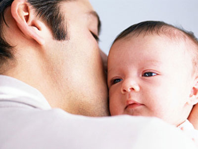 Chuyện dở khóc dở cười của chàng sinh viên sớm thành "bố trẻ con"