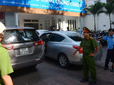 Đến lượt quận 3 ra quân giành lại vỉa hè