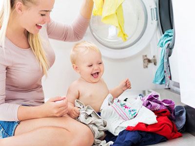 Lần đầu làm bố mẹ, dù "lơ ngơ" mấy cũng phải nhớ kĩ những kiến thức này