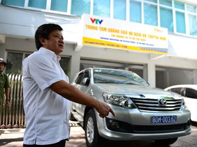 "Quận 1 đang dẹp vỉa hè như một cơn lốc"