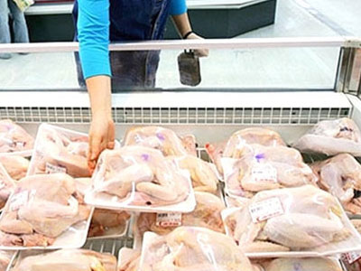 Sốc: Đùi gà Mỹ giá chỉ 7.000 đồng/kg, gà Việt khốn đốn