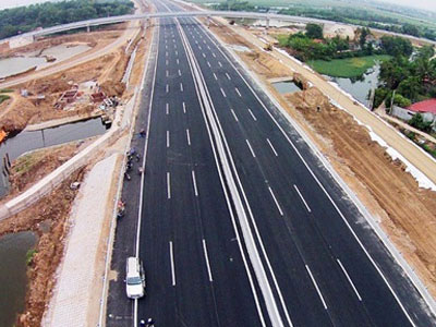 Xây cao tốc Bắc - Nam qua 20 tỉnh thành, 70% vốn xã hội hóa