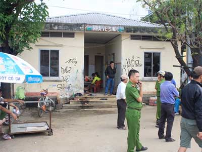 Cô gái chết trong nhà vệ sinh bến xe do nhồi máu cơ tim