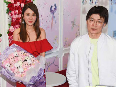 Helen Thanh Đào công khai đưa bồ mới "ra mắt" chồng cũ