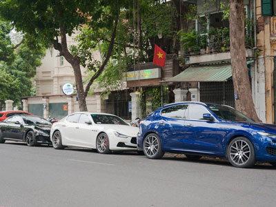 Đại gia Hà Nội khoe dàn xe Maserati dịp cuối tuần