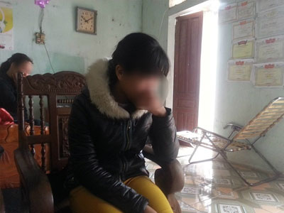 Bé gái lớp 9 bị bác rể cưỡng hiếp: 10 ngày trước khi sinh bố mẹ mới biết con mang bầu