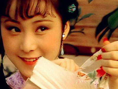 Người đẹp "Hồng Lâu Mộng" bán nhà, trả món nợ khổng lồ cho chồng đi tù chung thân