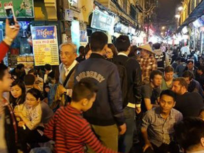Tham nhũng vỉa hè và tối hậu thư của Chủ tịch Hà Nội