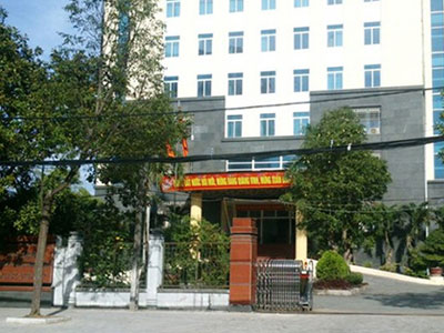 Cán bộ tài nguyên bị đình chỉ công tác để làm rõ việc "vòi tiền doanh nghiệp"