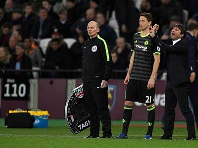 Conte: "Chelsea phải dập tắt hy vọng vô địch của các đội khác"