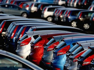 Giảm 100 triệu vẫn ế ẩm tồn kho: Ô tô tiếp tục xuống giá