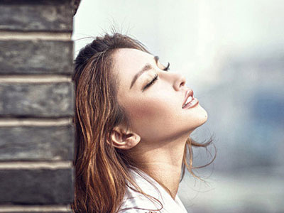 10 năm lấy chồng mà 8-3, đến mùi hoa cũng chưa từng được ngửi
