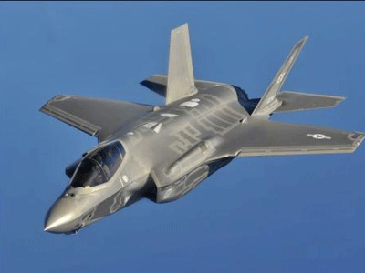 Phi công chứng minh F- 35 đủ sức đánh bại T-50