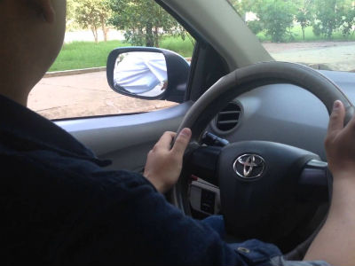Thiếu phụ giàu có, giả say "bẫy" tài xế taxi
