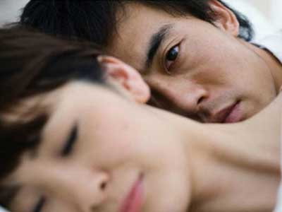 Vợ chẳng thiết tha chuyện ấy vì mải xem hoạt hình Nhật Bản