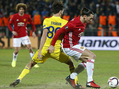 Man Utd đánh rơi chiến thắng trên đất Nga