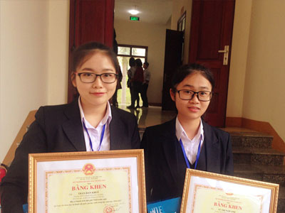 Hai nữ sinh chuyên Hóa tổng hợp được 14 dẫn chất ức chế tế bào ung thư mới