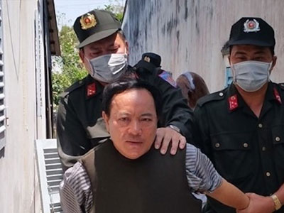Trưởng phòng tư pháp huyện bị đâm do mâu thuẫn cá nhân