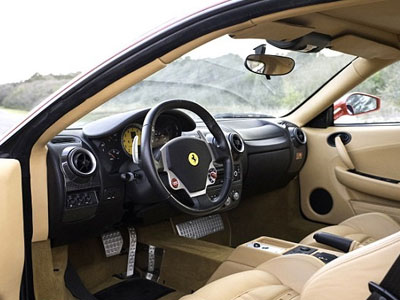 Đấu giá siêu xe Ferrari của Tổng thống Donald Trump