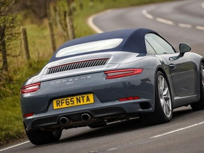 Túi khí trên hàng loạt dòng xe Porsche gặp trục trặc