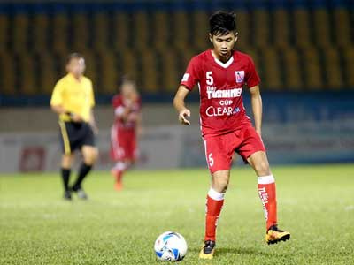 Chính thức: HLV Hữu Thắng tìm được người thay Đình Luật