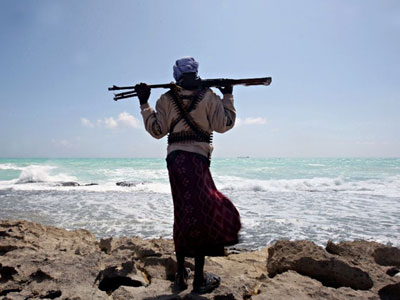Cướp biển Somalia tái xuất sau 5 năm, cướp tàu dầu của UAE