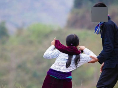 Thầy lang U40 cưới bé gái lớp 9: Sao bố mẹ không bảo vệ con?