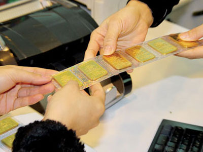Fed tăng lãi suất: Giá vàng bật tăng mạnh
