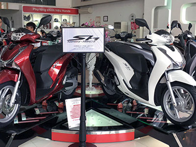 Honda SH 2017 loạn giá từ Bắc vào Nam