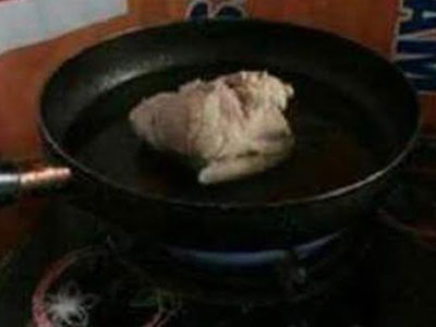 "Tá hỏa" món thịt rang cả tảng của con dâu khi mẹ chồng vắng nhà
