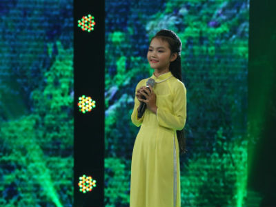 Cô bé 13 tuổi hát dân ca Hà Tĩnh khiến NSND Thu Hiền mê mẩn