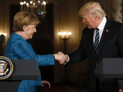 Ông Trump tố báo chí nói dối về cuộc gặp bà Merkel