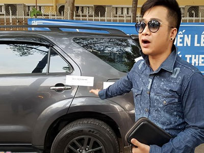 Phó chủ tịch Hải ra lệnh niêm phong xe ca sĩ Quách Tuấn Du