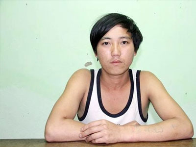 Bé gái bị kẻ đi lấy củi cùng giở trò đồi bại