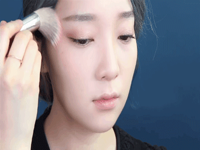 Những mốt trang điểm trong trẻo nàng công sở hãy thử ngay cho tuần làm việc mới