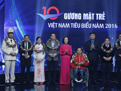 Vinh danh 10 gương mặt trẻ Việt Nam tiêu biểu