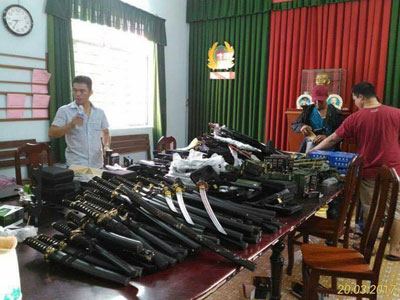 Phát hiện “kho” vũ khí sát thương cao ở Sài Gòn