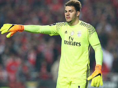Man City sắp có thủ môn đắt giá thứ hai thế giới