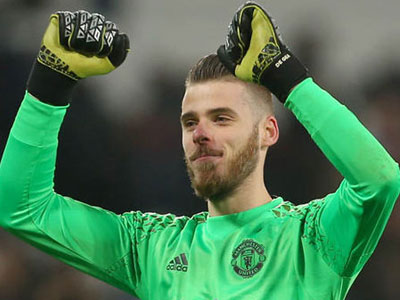 Bạn gái De Gea tìm nhà ở Madrid, MU lo lắng
