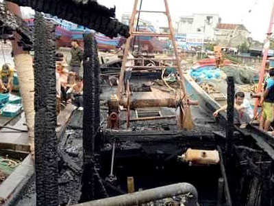 Cháy tàu cá trên biển do rò rỉ khí gas