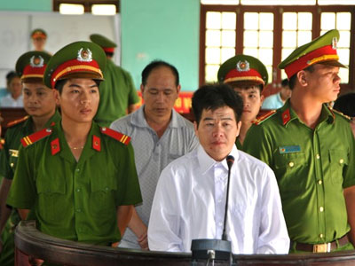 Trùm ma túy Tàng Keangnam và 9 đồng phạm lĩnh án tử hình