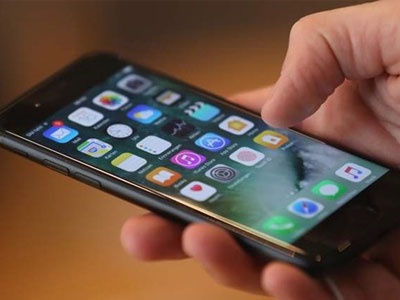 WikiLeaks tiết lộ cách CIA hack iPhone, MacBook