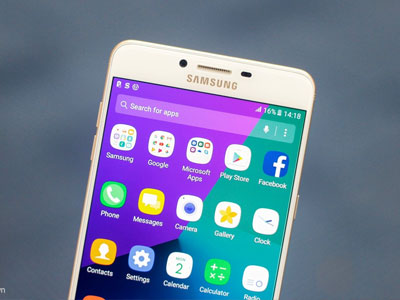 Ảnh smartphone RAM 6 GB đầu tiên của Samsung sắp về Việt Nam