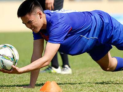 Chuyên gia Đức tung chiêu, U20 Việt Nam ‘cắn răng’ tập luyện